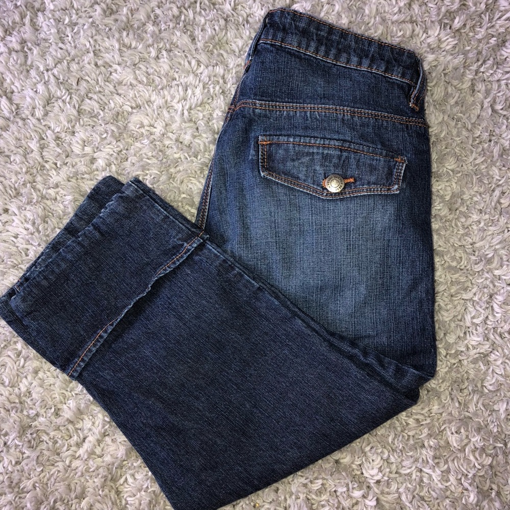 BUY 1 GET 1 FREE** Kennth Cole Reaction Capris